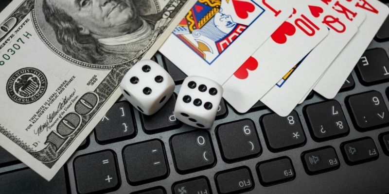 Best Card Games with Real Dealers